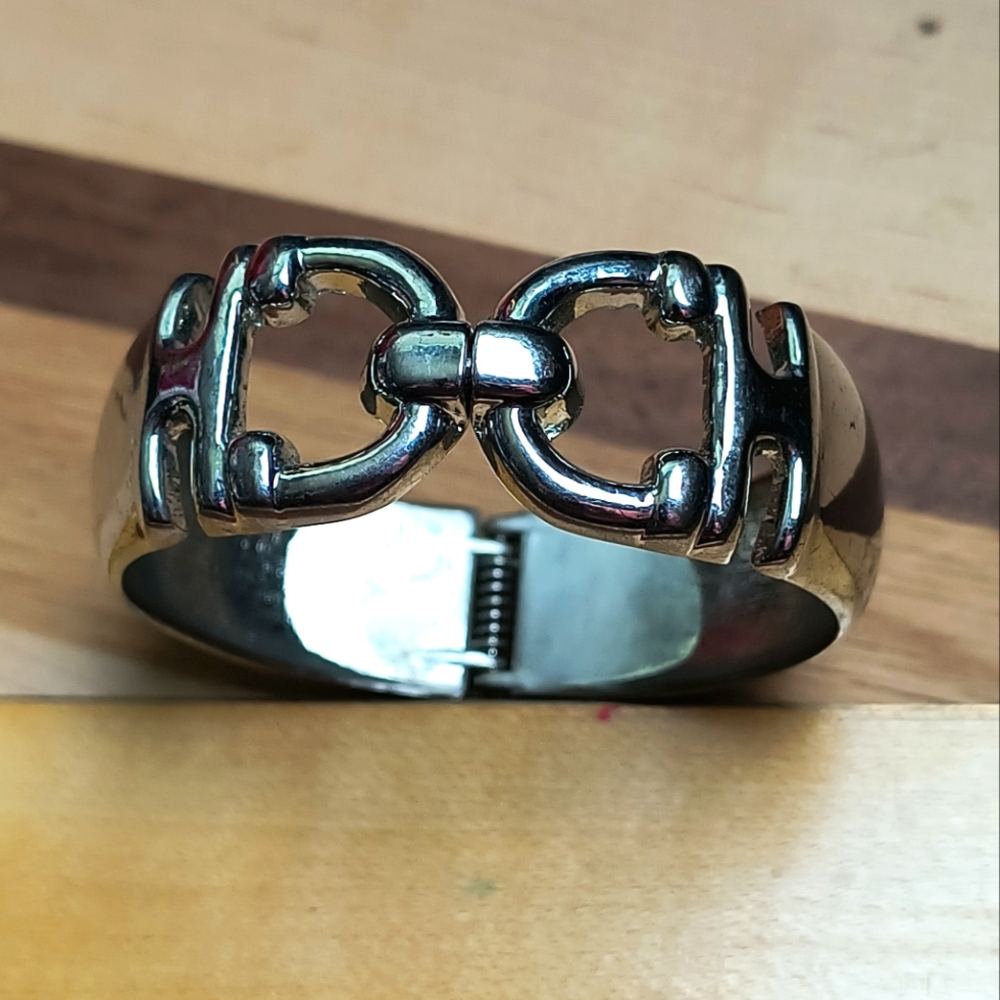 Inged Bracelet HC CH Carolina Herrera Silver Tone Metal Vintage Y2K